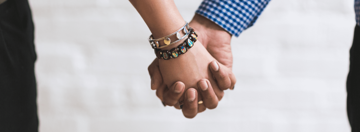 Pareja de la mano. Endorfinas bálsamo para crisis Pareja de la mano. Endorfinas bálsamo para crisis