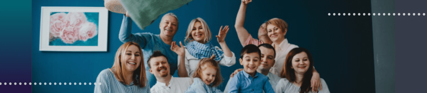 Familia feliz Familia feliz